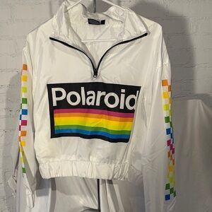 Polaroid wind breaker